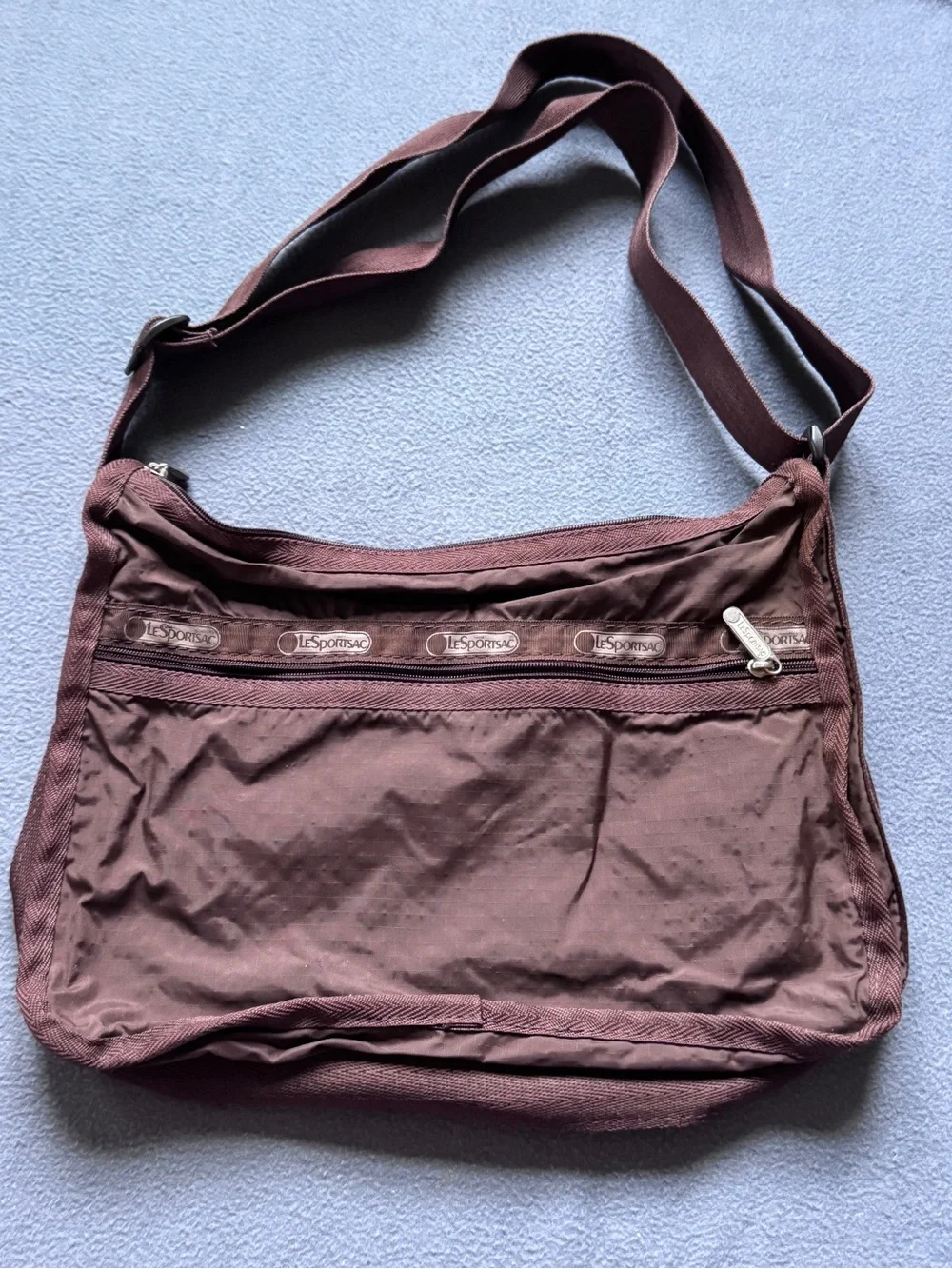 Lesportsac lightweight crossbody